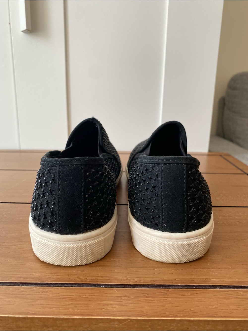 Wild Pair Black Rhinestone Slip-On Sneakers Women’s Size 6.5 - Picture 4 of 6